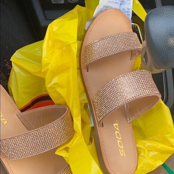 Glittery brown sandals - Picture 2 of 2